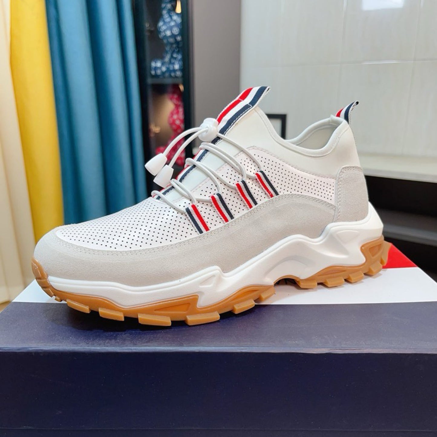 2025 Leather sneakers