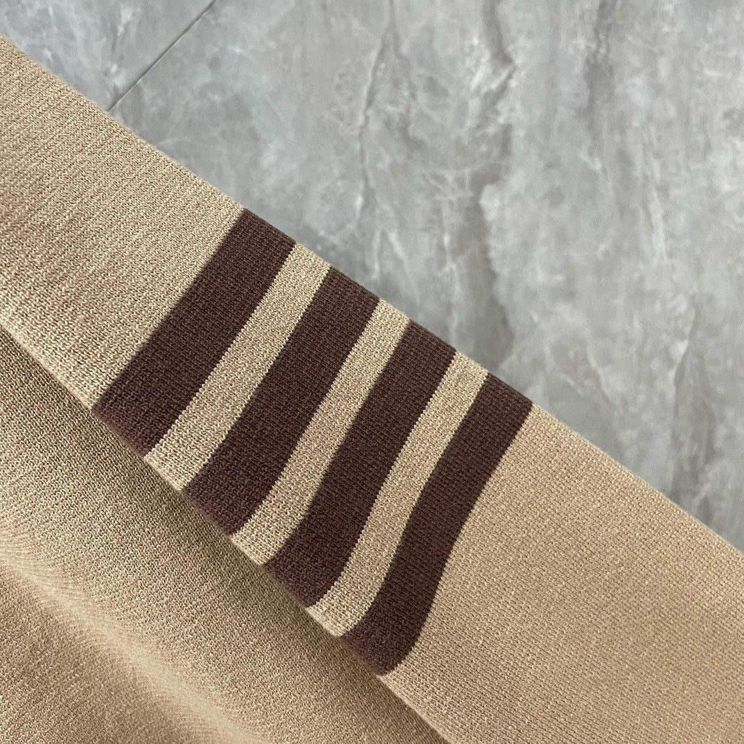 2025  knitted cardigan