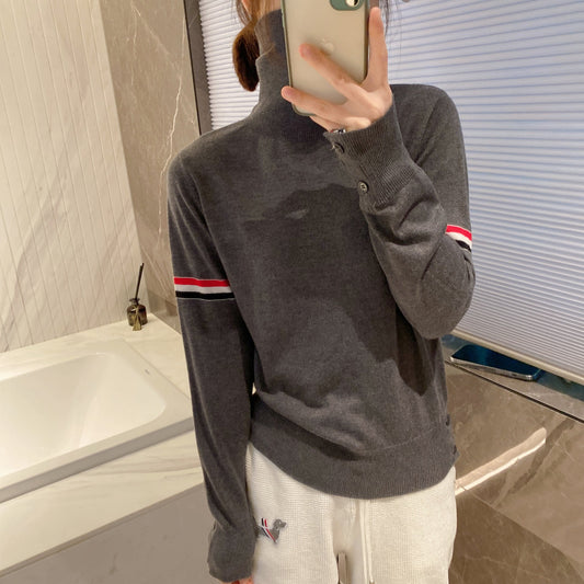 2025 Turtleneck sweater