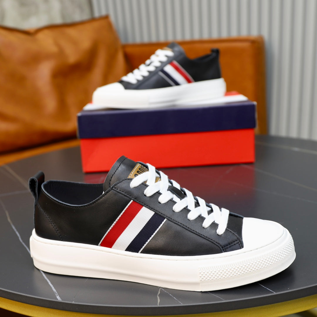 2025 Man Sneakers