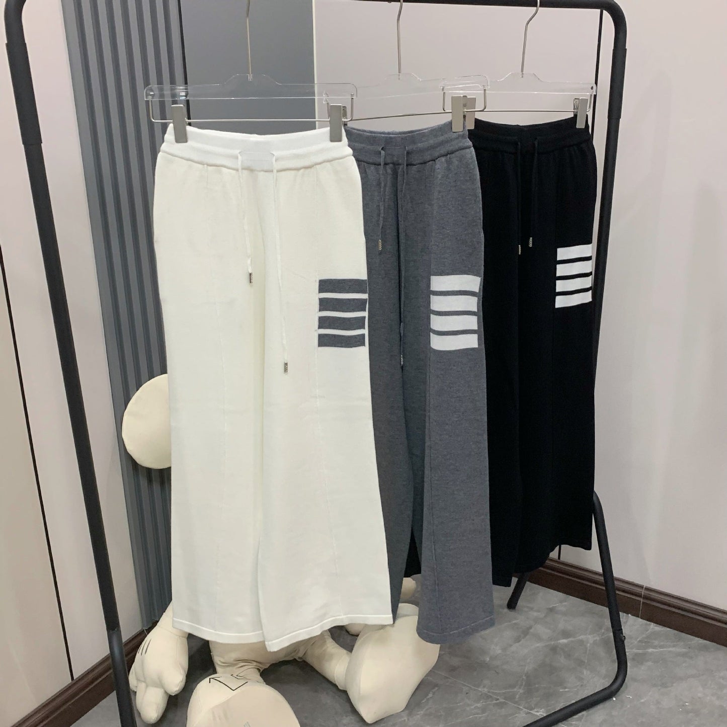 Knitted wide-leg pants