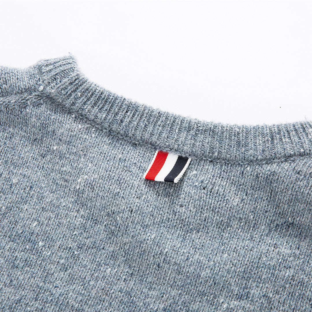 Round neck wool sweater